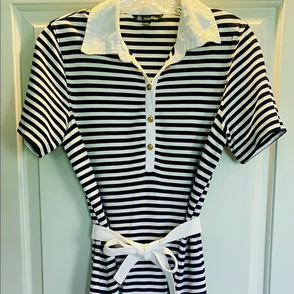 EUC Brooks Brothers Navy & White Polo dress size L